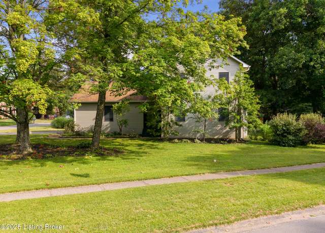 Property at 12915 Wooded Forest Rd, Louisville, KY 40243, 3 beds, 3.5 baths