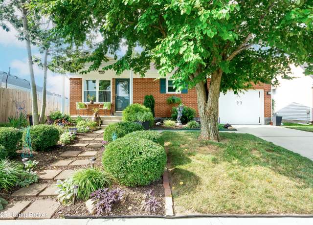 Property at 6702 Currington Cir, Louisville, KY 40258, 3 beds, 2 baths