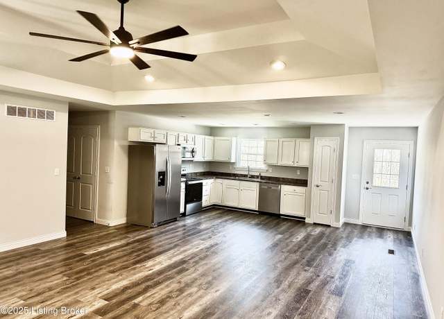 Property at 1900 Whitfield Ln, Taylorsville, KY 40071, 4 beds, 2.5 baths
