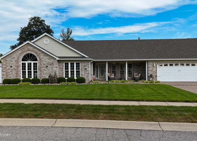 Property at 12419 Hedgeapple Way, Louisville, KY 40272, 3 beds, 2 baths