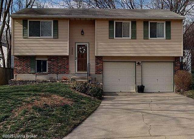 Property at 12003 Rustburg Ct, Louisville, KY 40245, 3 beds, 1.5 baths