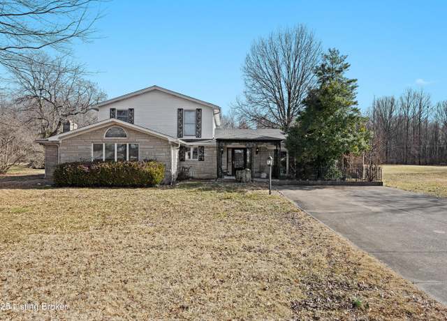 Property at 386 Smith Ln, Louisville, KY 40229, 4 beds, 3.5 baths