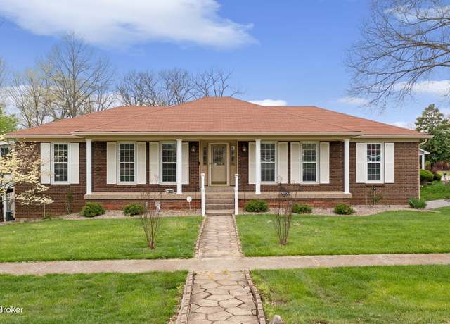 Property at 3800 Bigelow Dr, Jeffersontown, KY 40299, 4 beds, 2 baths