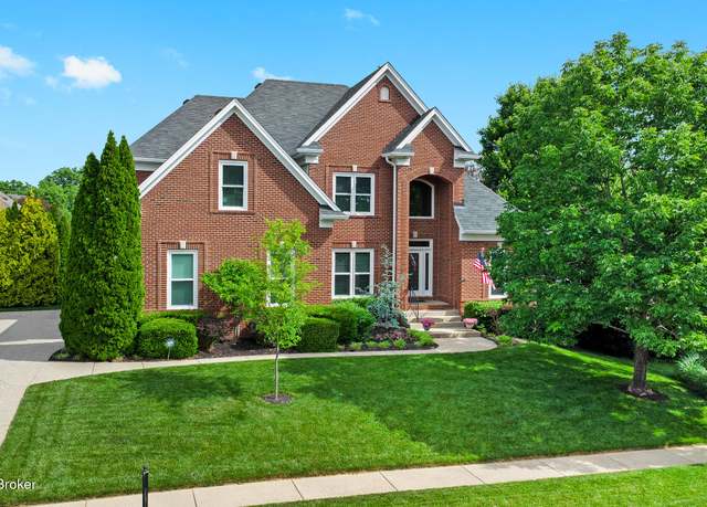 Property at 2208 Claymore Cir, Louisville, KY 40245, 4 beds, 3.5 baths