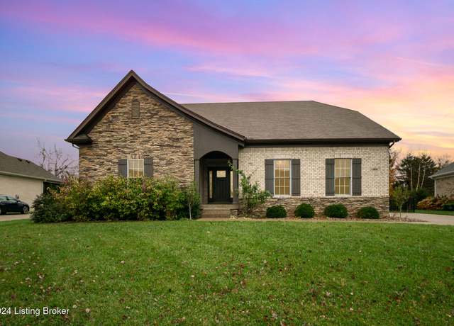 Property at 11802 Timberland Dr, Louisville, KY 40291, 3 beds, 2 baths