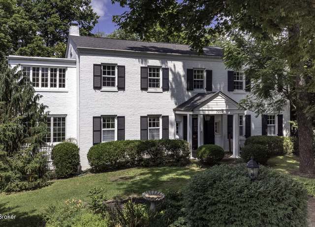 Property at 7000 Peppermill Ln, Louisville, KY 40228, 5 beds, 3.5 baths