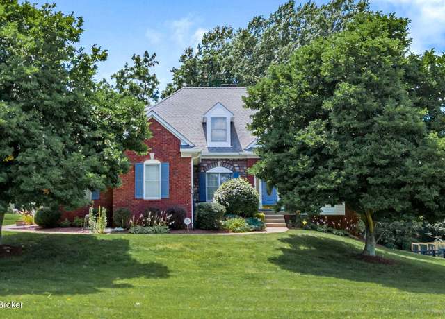 Property at 1900 Grand Villa Dr, La Grange, KY 40031, 4 beds, 2.5 baths