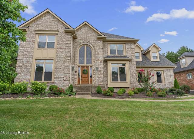 Property at 14801 Forest Oaks Dr, Louisville, KY 40245, 4 beds, 3.5 baths