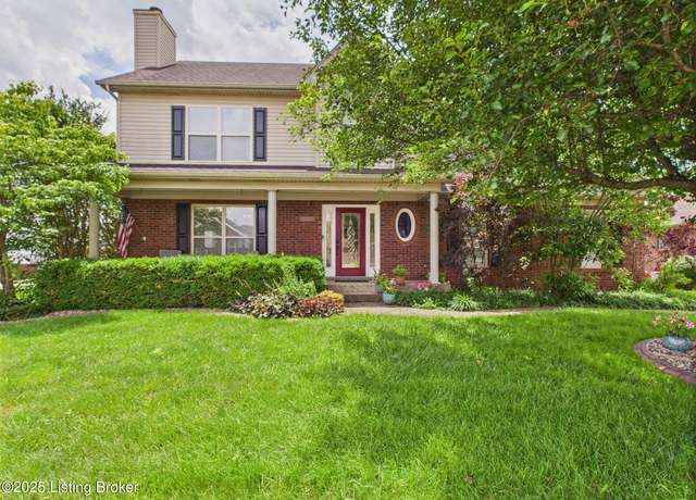 Property at 6408 Autumn Oak Way, Louisville, KY 40272, 4 beds, 2.5 baths