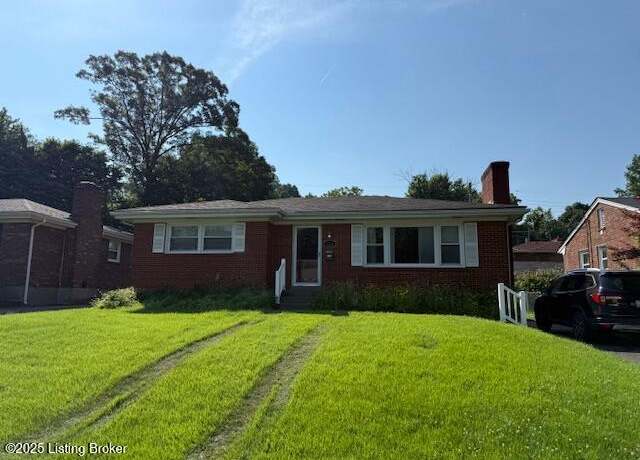 Property at 1604 Whippoorwill Rd, Louisville, KY 40213, 3 beds, 2 baths