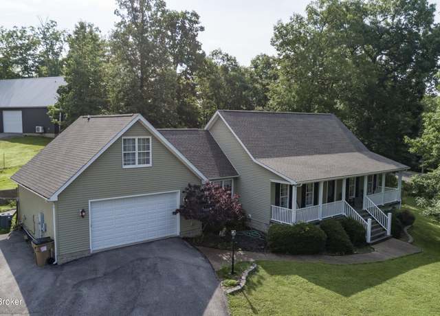 Property at 160 Oakland Hills Cir, Leitchfield, KY 42754, 3 beds, 3.5 baths