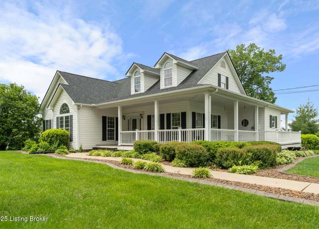 Property at 966 Lawrence St, Brandenburg, KY 40108, 3 beds, 3 baths