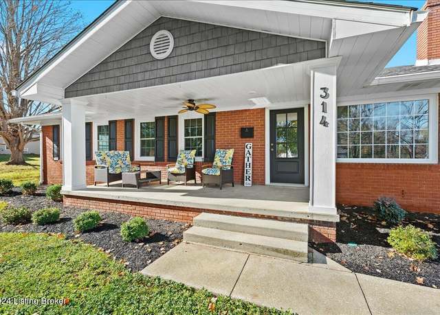 Property at 314 S Lincoln Blvd, Hodgenville, KY 42748, 3 beds, 2 baths