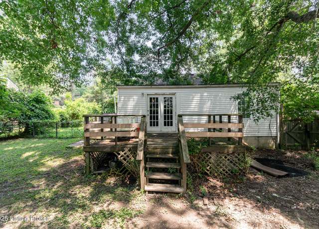 Property at 1202 S Park Rd, Louisville, KY 40118, 2 beds, 1 bath