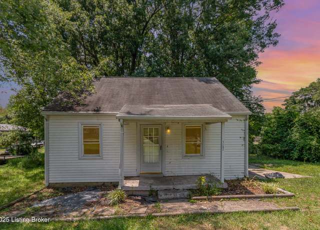 Property at 1202 S Park Rd, Louisville, KY 40118, 2 beds, 1 bath