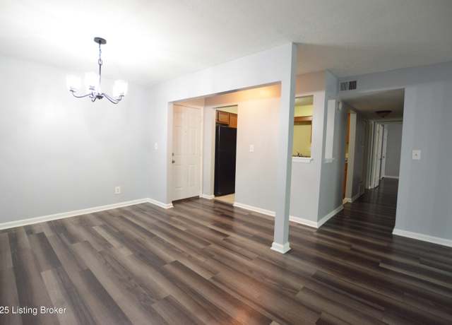 Property at 404 La Fontenay Ct, Louisville, KY 40223, 2 beds, 2 baths