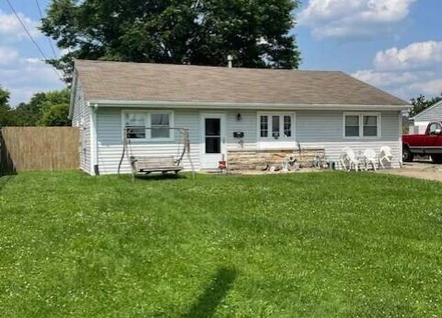 Property at 7413 Rainbow Dr, Louisville, KY 40272, 3 beds, 1 bath