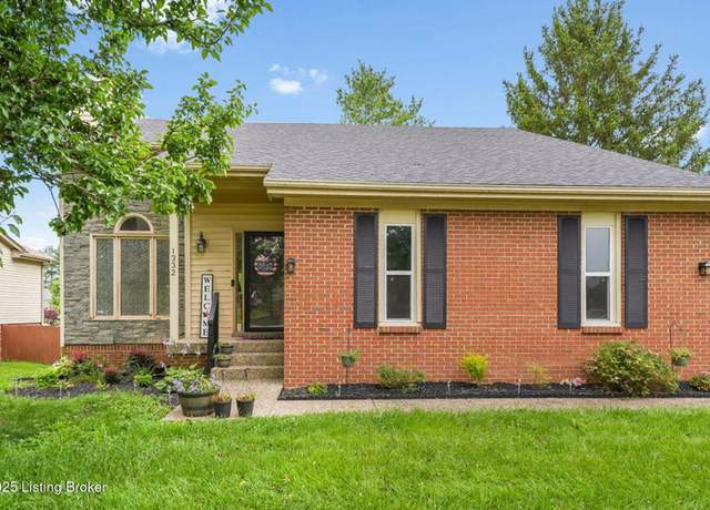 Property at 1332 Oak Ridge Ct, Simpsonville, KY 40067, 3 beds, 2 baths