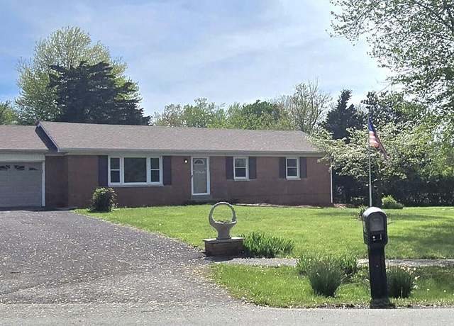 Property at 349 S Atcher St, Radcliff, KY 40160, 4 beds, 2.5 baths
