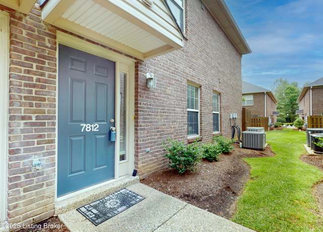Property at 7812 Grand Cascade Dr, Louisville, KY 40228, 2 beds, 1.5 baths