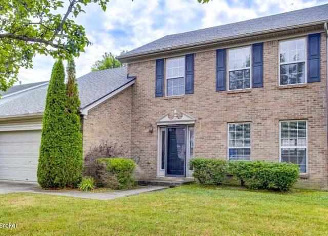 Property at 9002 Crooked Arrow Ct, Louisville, KY 40228, 3 beds, 2.5 baths