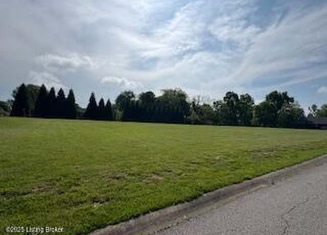Property at 1818 Zachary Dr, La Grange, KY 40031