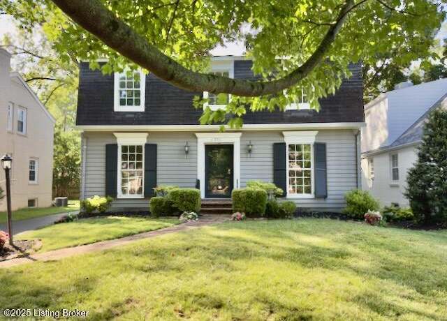 Property at 3920 Elfin Ave, Louisville, KY 40207, 3 beds, 2.5 baths
