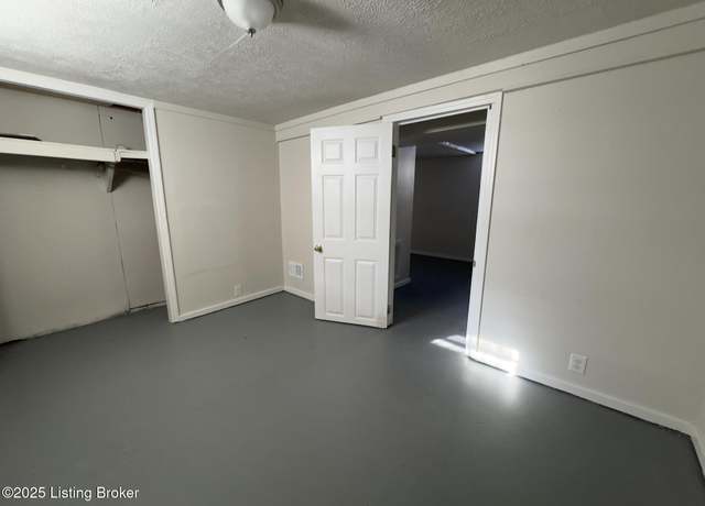 Property at 1274 Weller Ave, Louisville, KY 40208, 3 beds, 1 bath