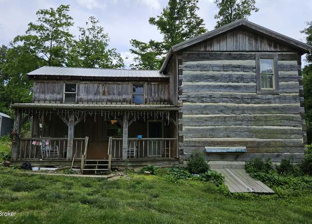 Property at 4877 S Martinsburg Rd, Salem, IN 47167, 3 beds, 1 bath