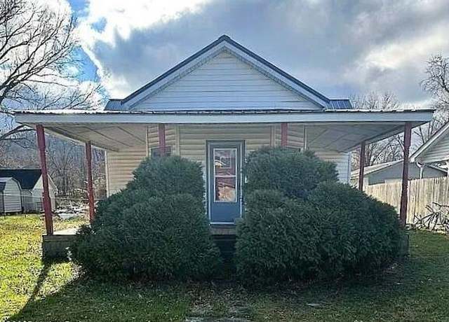 Property at 103 Phillips St, Berea, KY 40403, 2 beds, 1 bath