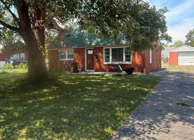 Property at 5409 Count Fleet Dr, Louisville, KY 40272, 4 beds, 1 bath