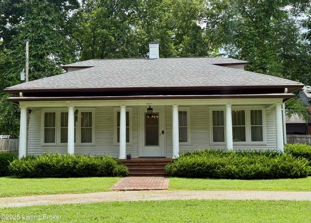 Property at 207 Arterburn Dr, Louisville, KY 40222, 3 beds, 2 baths