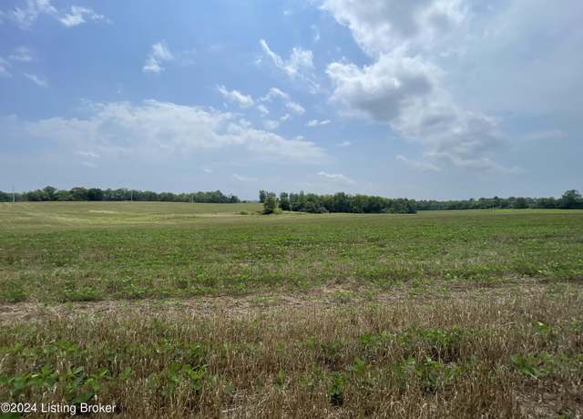 Property at 738 Logan Station Rd, Shelbyville, KY 40065, 3 beds, 1 bath