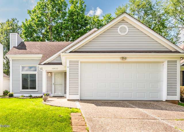 Property at 10432 Going Ct, Louisville, KY 40241, 3 beds, 2 baths