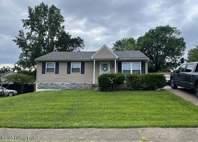Property at 6606 El Rancho Rd, Louisville, KY 40291, 3 beds, 2 baths