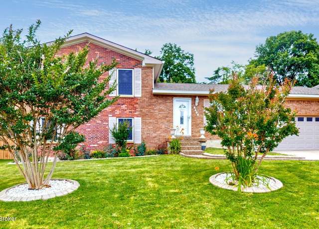 Property at 8405 Glendale Trce, Louisville, KY 40291, 3 beds, 2 baths