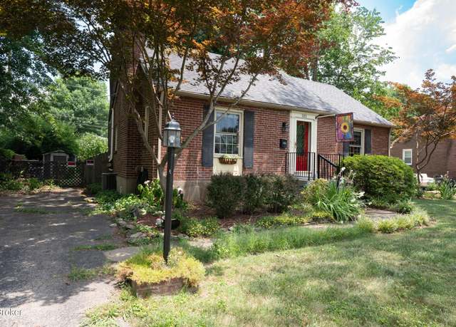 Property at 333 Monohan Dr, Louisville, KY 40207, 3 beds, 2 baths