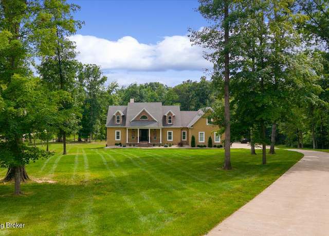 Property at 1012 Mullins Ln, Louisville, KY 40245, 4 beds, 4.5 baths
