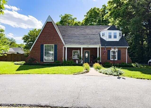 Property at 602 S Main St, Franklin, KY 42134, 3 beds, 2 baths