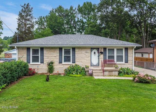 Property at 7505 Jamaica Dr, Louisville, KY 40214, 3 beds, 2 baths
