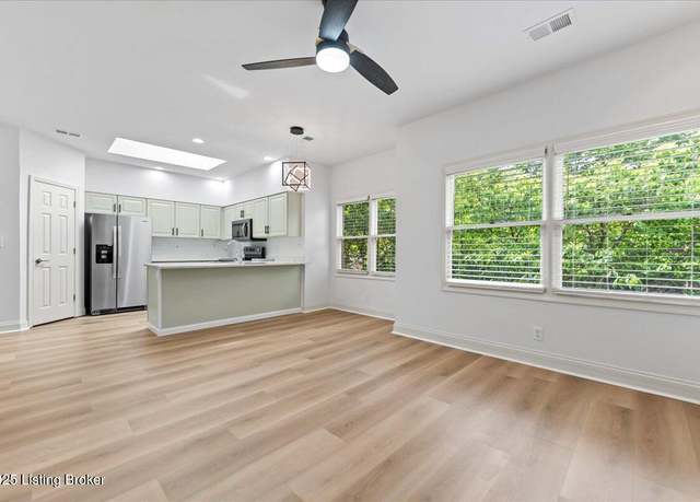 Property at 3447 Hurstbourne Ridge Blvd, Louisville, KY 40299, 3 beds, 3 baths
