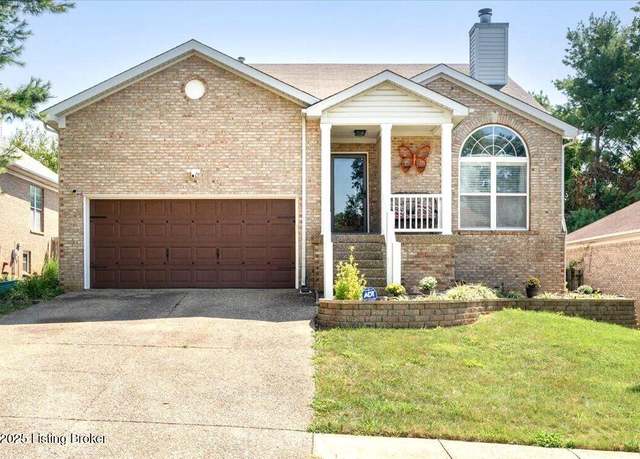 Property at 8706 Chelmer Ln, Louisville, KY 40220, 3 beds, 3.5 baths