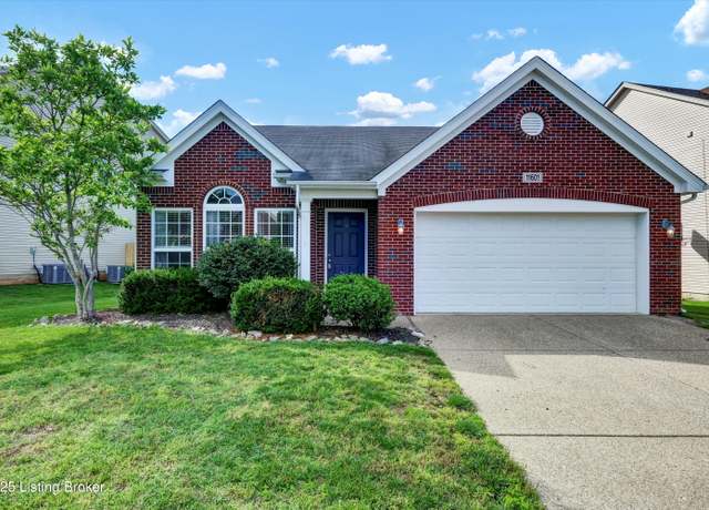 Property at 11601 Top Walnut Loop, Louisville, KY 40229, 3 beds, 2 baths