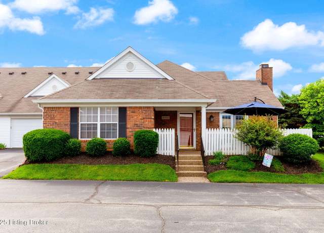 Property at 8302 Bellis Way, Lyndon, KY 40242, 3 beds, 3 baths