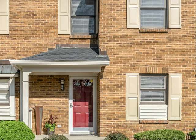 Property at 1129 Turkey Foot Rd Apt 9, Lexington, KY 40502, 2 beds, 2.5 baths