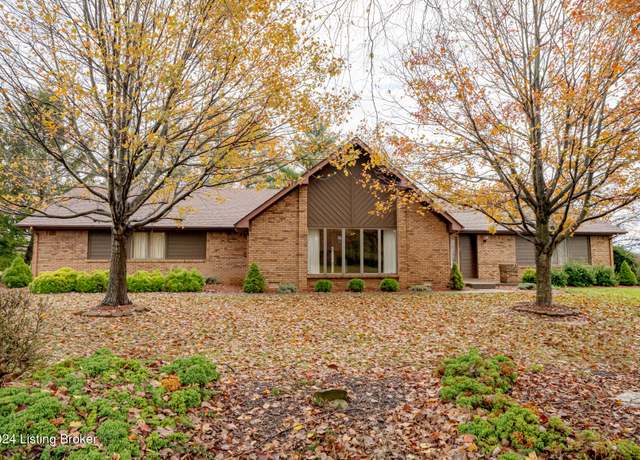Property at 205 White Oak Dr, Elizabethtown, KY 42701, 3 beds, 2.5 baths