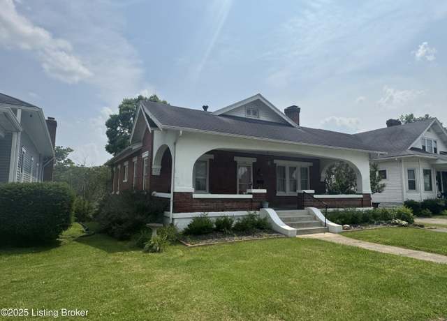 Property at 816 Highland Ave, Carrollton, KY 41008, 2 beds, 1.5 baths