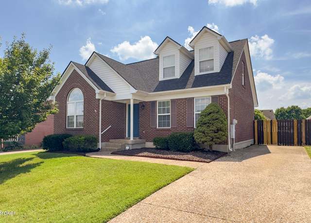 Property at 9904 Lancewood Rd, Louisville, KY 40229, 3 beds, 2 baths