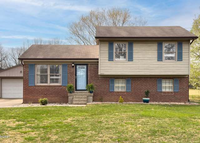 Property at 271 Sunview Dr, Mt Washington, KY 40047, 3 beds, 2 baths