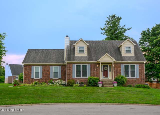 Property at 2605 Antone Pkwy, Louisville, KY 40220, 3 beds, 2.5 baths